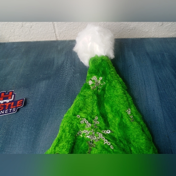 Christmas Santa Hat Set Of  2 New - Picture 5 of 8